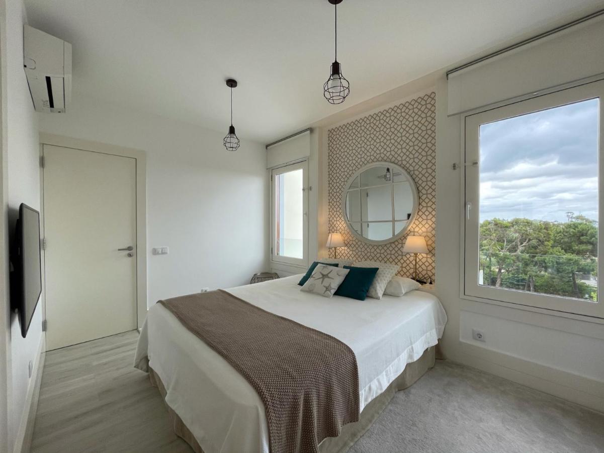Beautiful Penthouse Apartment With Terrace - 4 Minute Walk To The Beach Tróia Exterior foto